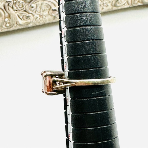 Vintage Quartz Silver Ring - Picture 4 of 12